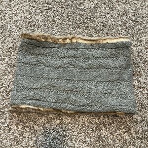 Gray Knit Scarf/Snood with Faux Fur